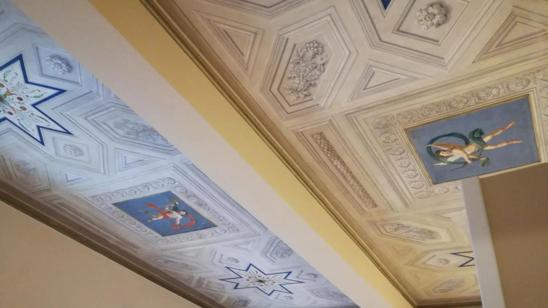 Due Torri 5 Rooms Bologna Bed & Breakfast